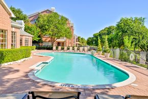 Dallas apartment for rent - Large swimming pool with tree lined view at Turnberry Isle Apartment Homes, Dallas, 75248