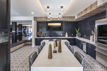Wi-fi lounge and coffee bar