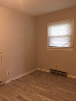 Hampton house for rent - 321 B N 1st Street