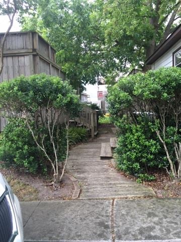 Hampton house for rent - 321 N First Street #B