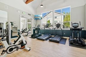 Hillsboro apartment for rent - Fitness center at Thorncroft Farms Apartments
