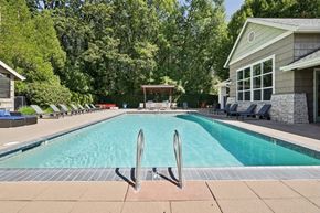 Hillsboro apartment for rent - Swimming pool at Thorncroft Farms Apartments