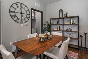 Castle Rock apartment for rent - Dining Area at Ridge at Castle Rock