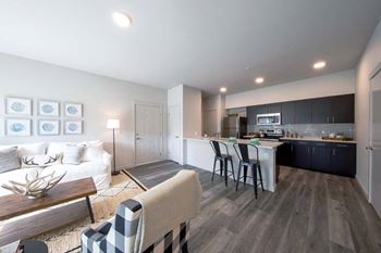 Living room come kitchen view