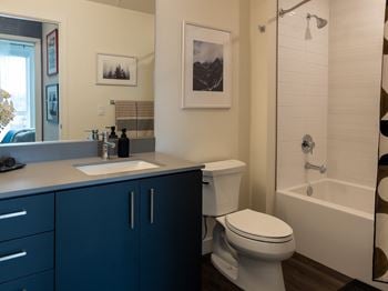 Tiled bath tub and shower surrounds