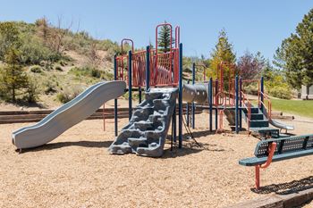 3 Onsite playgrounds