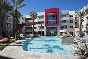 Phoenix apartment for rent - resort style pool at Muse
