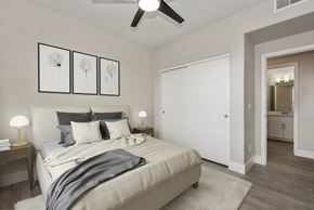 Phoenix apartment for rent - Interior 5 at The Retreat Apartments