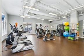 Wilsonville apartment for rent - fitness center at Domaine at Villebois