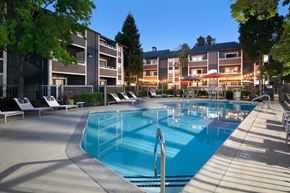 Martinez apartment for rent - Resort style pool at Maris at Martinez