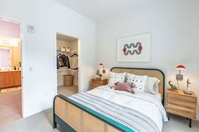 Denver apartment for rent - Bed at Neon Local