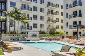 San Diego apartment for rent - Pool & Outdoor Lounge Bradbury at The Society