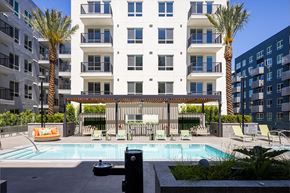 San Diego apartment for rent - Pool Deck - Margo