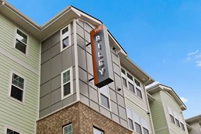 Greenville apartment for rent - Exterior Building and Signage