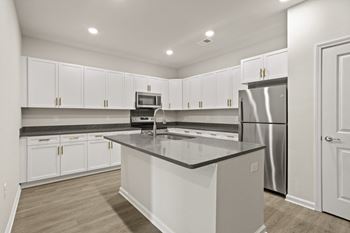 Fully equipped open concept kitchen