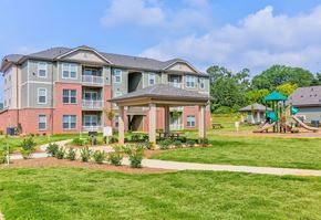 Kings Mountain apartment for rent - Exterior of Cambridge Oaks 2 Gazebo