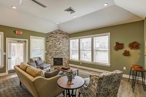 Kings Mountain apartment for rent - Cambridge Oaks 2 Living Room