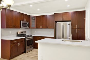 Granite or quartz countertops