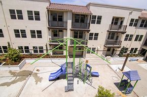 Pomona apartment for rent - Courtyard Under Construction