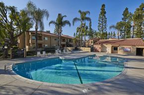 Rancho Cucamonga apartment for rent - Mountainside Pool and Spa