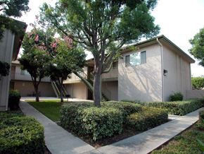Downey apartment for rent - Exterior of Clark Manor