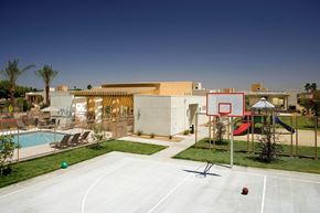 La Quinta apartment for rent - Vista Dunes Courtyard Homes Basketball Court