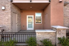 Yorba Linda apartment for rent - Oakcrest Heights Patio