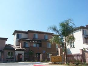 Montclair apartment for rent - San Antonio Vista Front Entrance