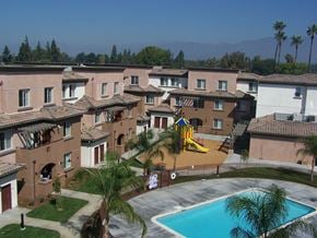 Montclair apartment for rent - San Antonio Vista Pool