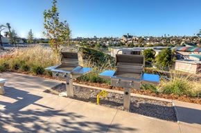 San Diego apartment for rent - Vista Del Puente Outdoor Barbeques