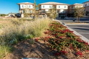 San Diego apartment for rent - Vista Del Puente Garden