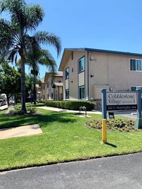 Escondido apartment for rent - Exterior of Cobblestone Village