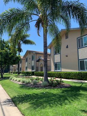 Escondido apartment for rent - Exterior of Cobblestone Village