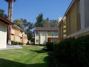Alta Loma apartment for rent - Sunset Heights Exterior