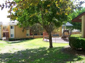 Alta Loma apartment for rent - Sunset Heights Playground