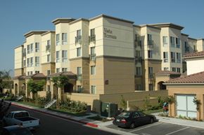 San Diego apartment for rent - Vista Terraza Street View