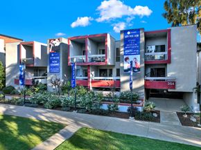 Los Angeles apartment for rent - Exterior View at City Park View, Los Angeles, CA, 90057