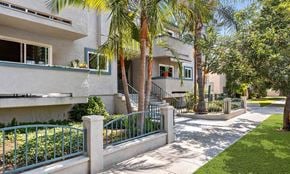 Burbank apartment for rent - Walkway Near Front Entrance of Property at Elmwood Gardens Apartments in Burbank, CA