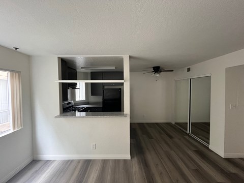 Floor plan for studio, 1 bath, 600 sqft