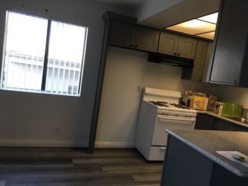 Los Angeles apartment for rent - a kitchen with a stove and a window
