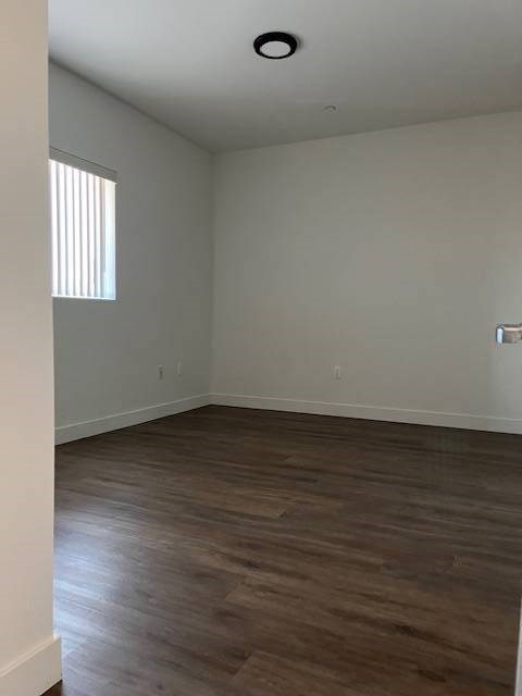 Floor plan for 2 beds, 2 baths, 1100 sqft