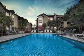 San Ramon apartment for rent - Twilight Pool at Valencia at Gale Ranch, San Ramon