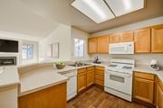 Thousand Oaks apartment for rent - Kitchen at Arroyo Villa Apartments, Thousand Oaks, 91320