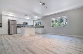 Long Beach townhouse for rent - Unfurnished Living Area at Bixby Hill Apartments, Long Beach