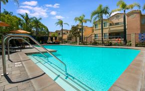 Thousand Oaks apartment for rent - Swimming pool at Arroyo Villa Apartments, Thousand Oaks, 91320