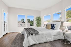 Toluca Lake apartment for rent - Gorgeous Bedroom at Toluca Court, California, 91602