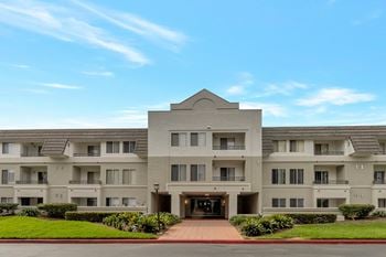 Apartment building
