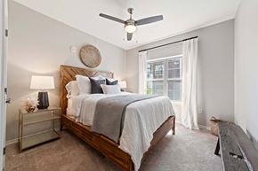 Kerrville apartment for rent - Gorgeous Bedroom at Residences at the Landing, Kerrville, TX
