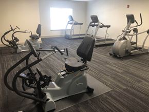 Hobart apartment for rent - Gym at Lake Park Market Apartments, Hobart, IN, 46342