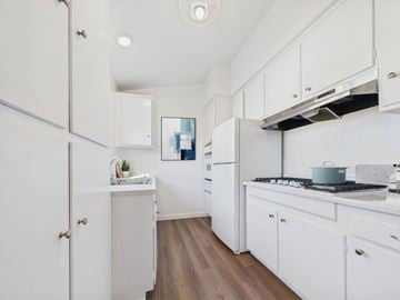 North Hollywood apartment for rent - Valley Terrace Apartments